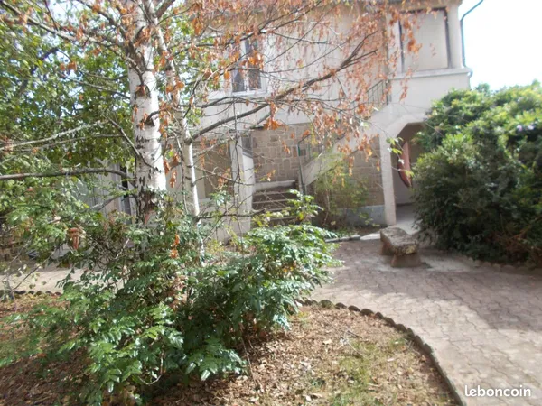 Maison avec terrain