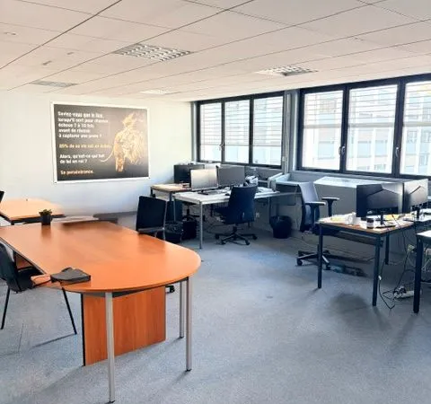 Bureaux climatisés 20 à 300 m² - Villeurbanne - 6e étage