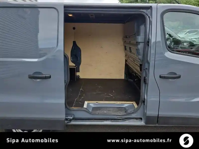 Renault Trafic fgn l1h1 2800 kg blue dci 130 — photo 11