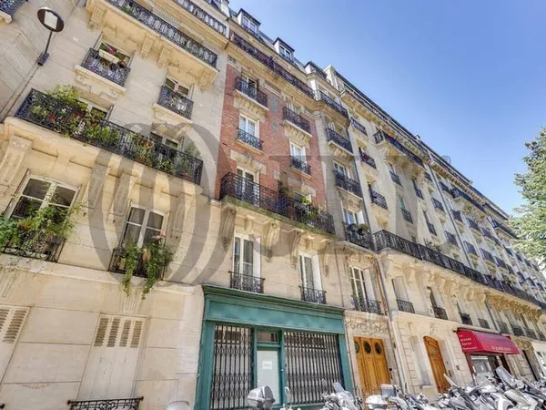 Bureaux 169 m²