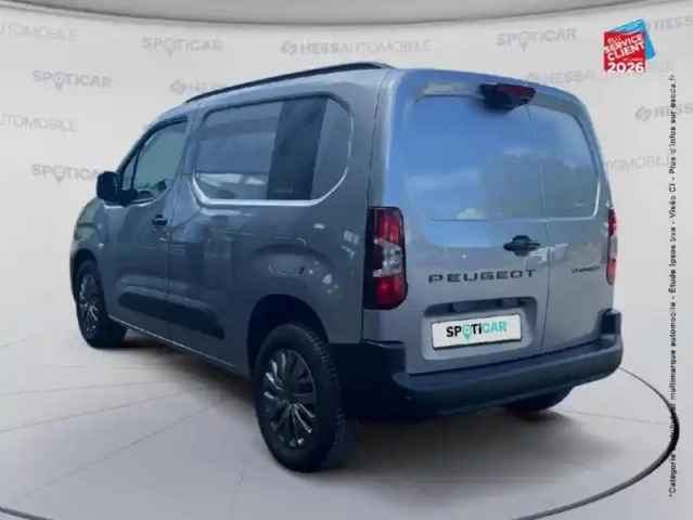 Peugeot Partner m diesel 130ch automatique pro skill — photo 8