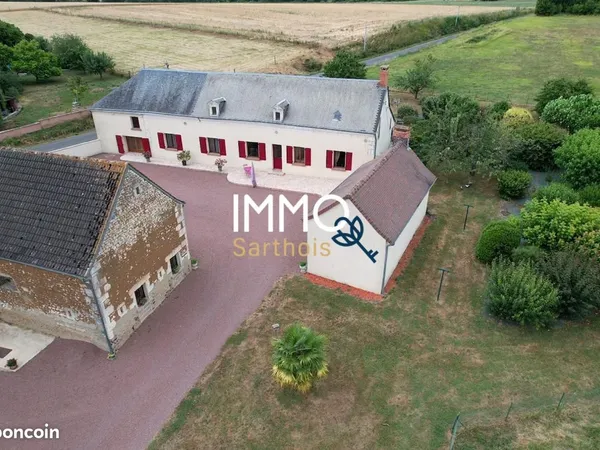 Longère 5 pièces 150 m²