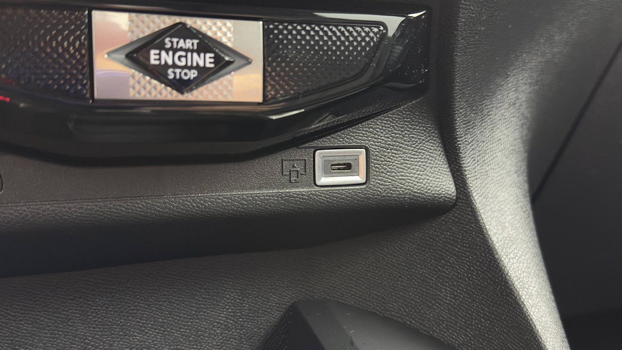 DS 3 Hybride 136 e-DCT6 — photo 44