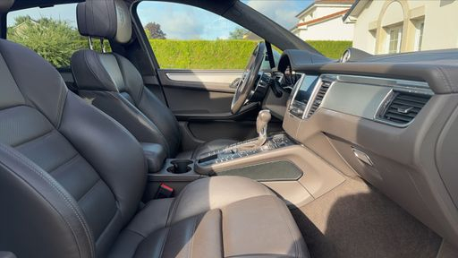 Porsche Macan 3.6 400 PDK - Turbo – 2017 – 126163 km – Essence – Boîte Automatique — photo 29