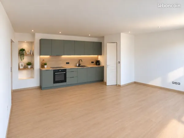 Duplex 90 m² Carrez - 120 m² au sol - 3 chambres - jardin