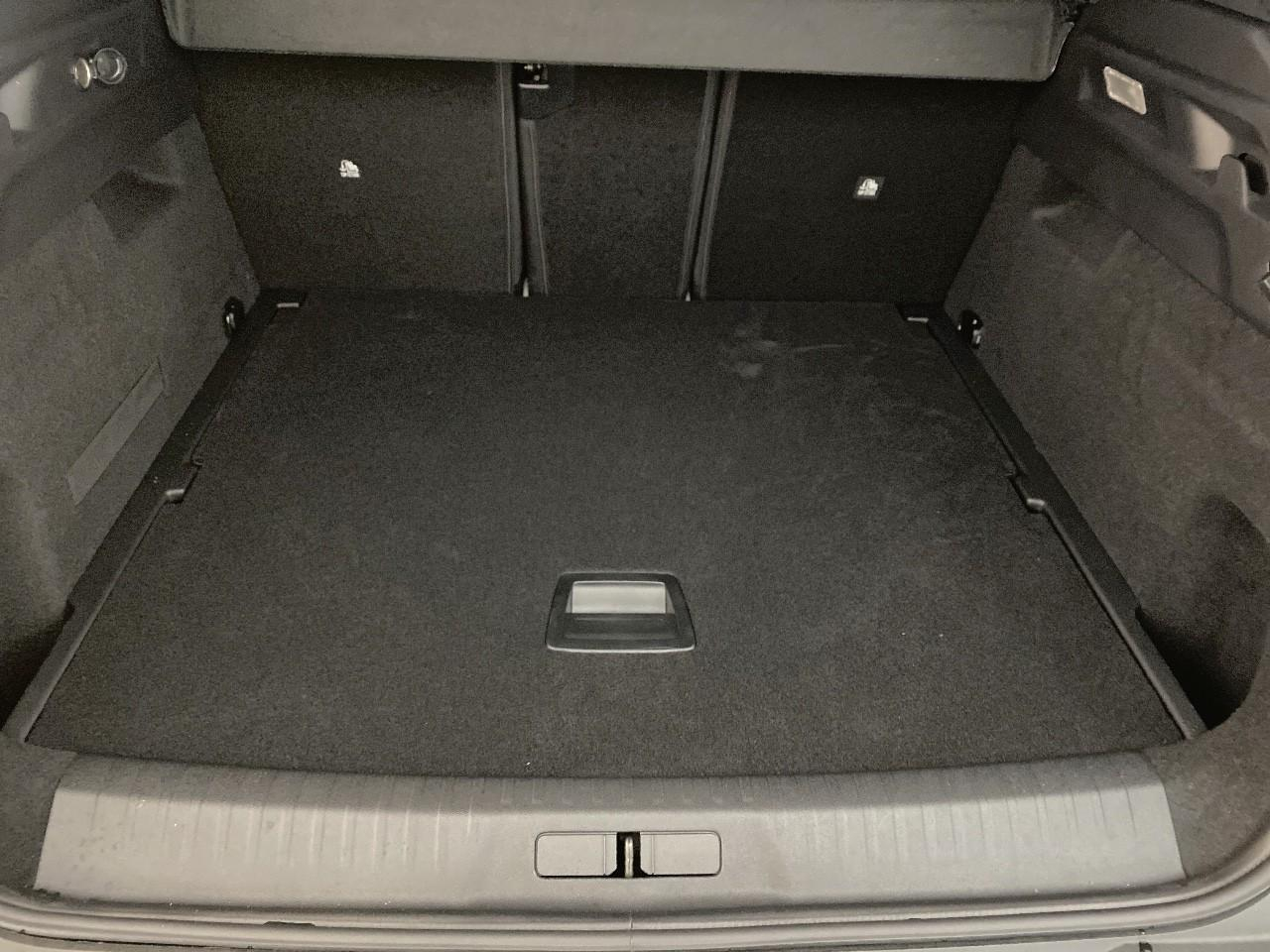 Peugeot 3008 plug-in hybrid 195 e-dcs7 gt — photo 6