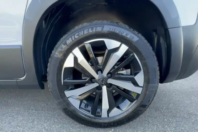 Peugeot Rifter m bluehdi 130 s&amp;s eat8 5pl — photo 33