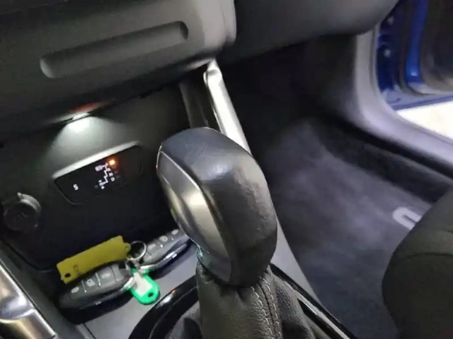Citroën C3 Aircross bluehdi 120 s&amp;s eat6 — photo 76