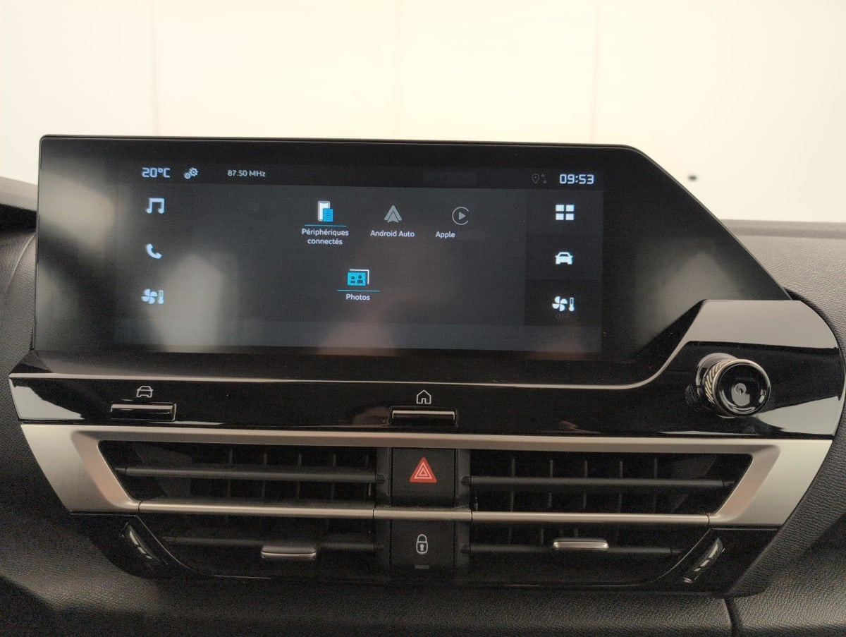 Citroën C4 — photo 16