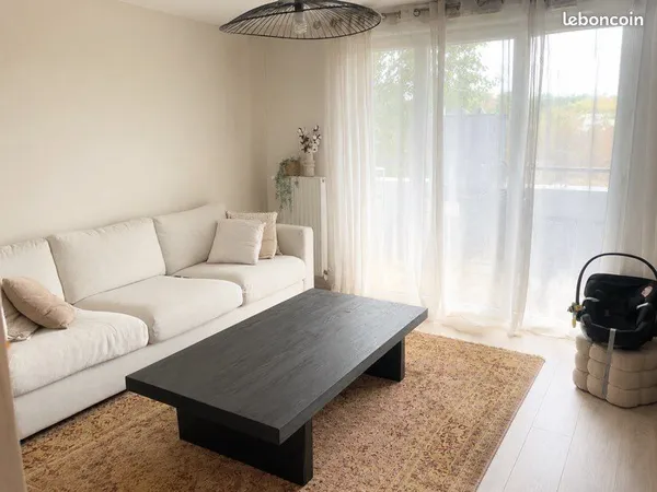 T2 meublé de 47 m² avec balcon - Saint Herblain La Carrière
