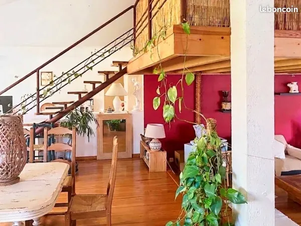 Bel appartement unique à Lourdes 135 m2