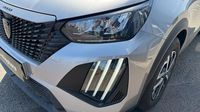 Peugeot 2008 1.2 Hybrid 145ch Style e-DCS6 — photo 17
