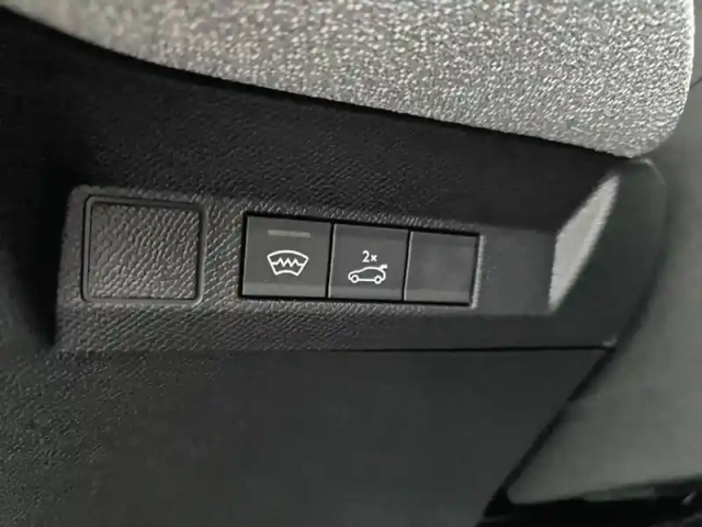 Citroën C5 Aircross hybride 145 e-dcs6 — photo 18