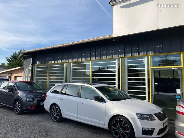 Local à louer 300 m2