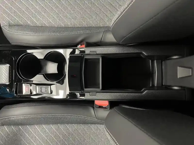 Peugeot 208 hybrid 110 e-dcs6 — photo 20