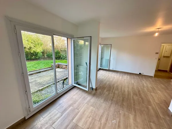 Duplex 80 m² avec 2 chambres, Jardin 60 m², Garage quartier Bois Joli