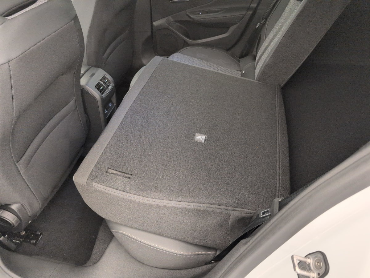 Peugeot 308 — photo 12