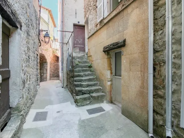 Roquesteron // Maison de Village // 50m² // 3 pièces