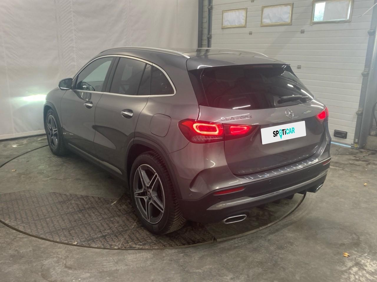 Mercedes Gla 200 d 8g-dct amg line — photo 3