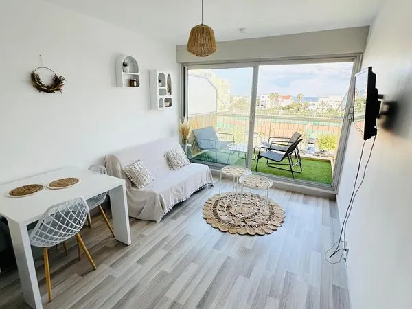 Studio meublé 23 m² à Carnon-Plage - Vue mer - 660 tout compris
