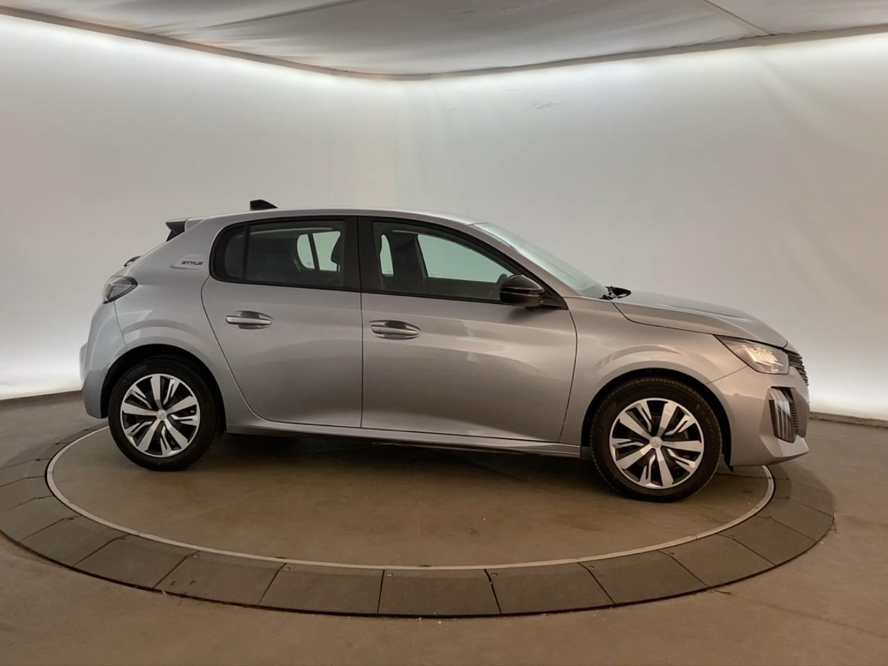 Peugeot 208 100 s&s bvm6 style — photo 4