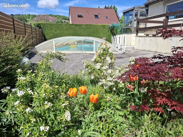 Maison avec piscine hypercentre Givry