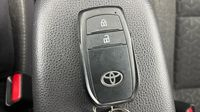Toyota Yaris Cross 116h Design AWD-i MY22 — photo 20