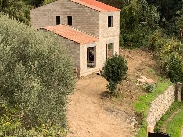 Villa neuve sclos contes