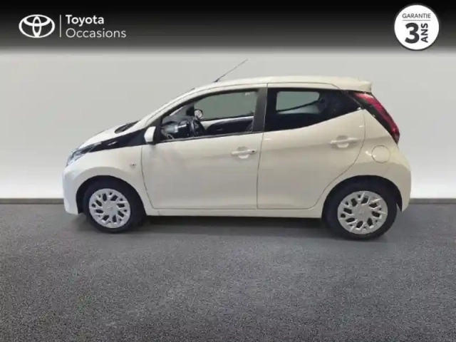 Toyota Aygo 1.0 vvt-i 72ch x-play x-shift 5p — photo 3