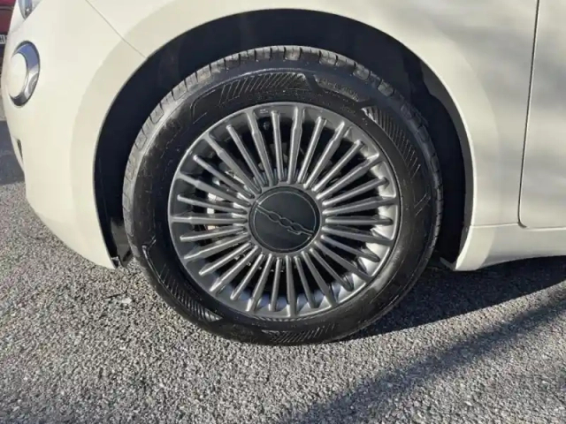 Fiat 500 e 118ch icône — photo 11
