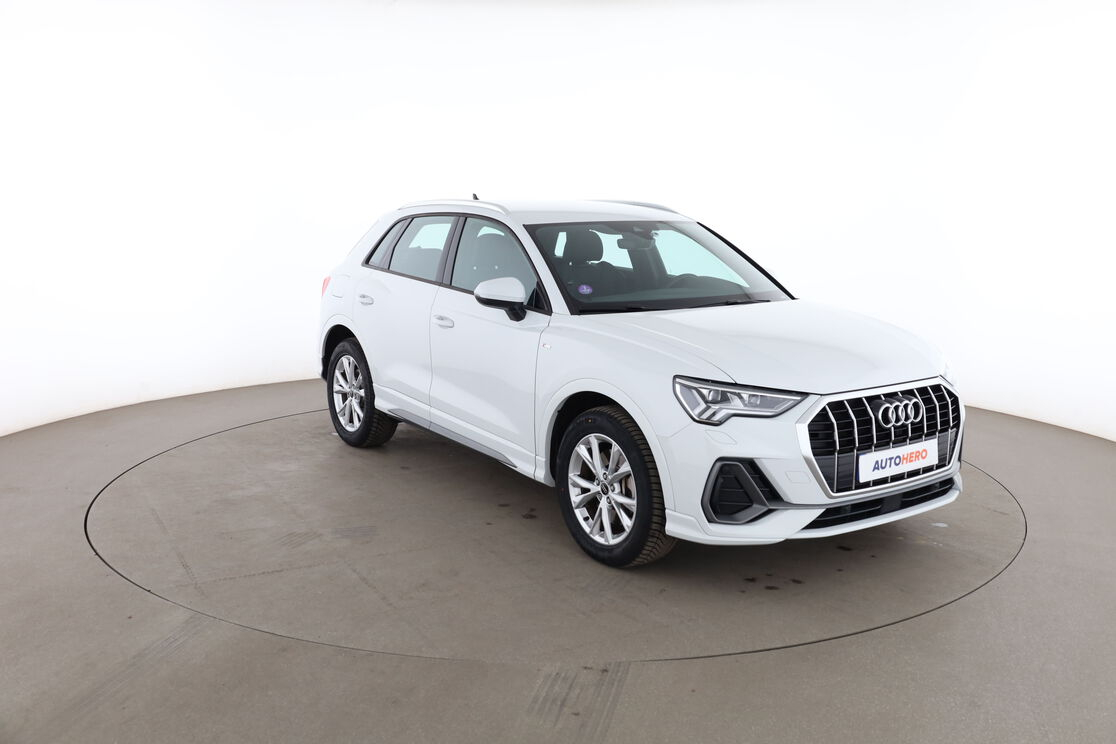 Audi Q3 45 TFSIe S Line S Tronic — photo 7