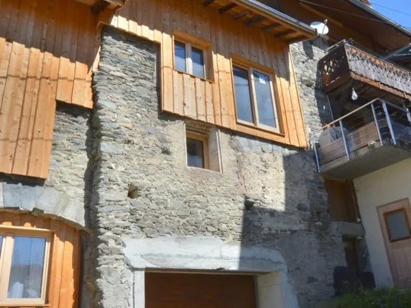 A vendre - Maison de village - Proche 3 Vallées.