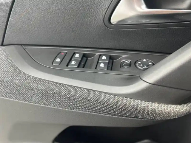 Peugeot 2008 puretech 130 s&amp;s eat8 — photo 71