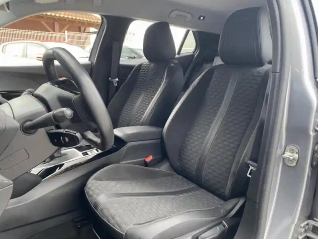 Peugeot 2008 ii bluehdi 110 s&amp;s roadtrip — photo 12