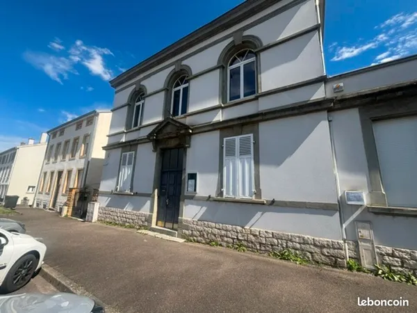 Bureaux 230 m² FAULQUEMONT