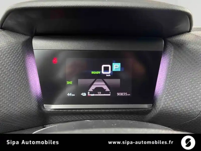 Citroën C4 e- 136 ch automatique — photo 22