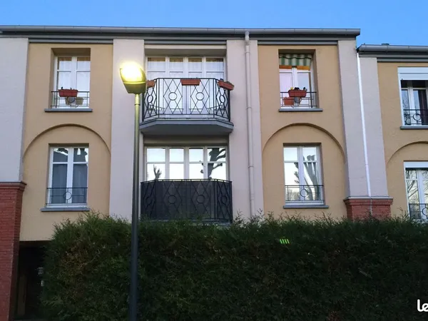 Appartement- 3 pieces 66 M2 rdc avec jardinet