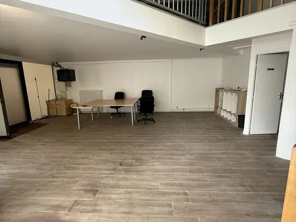 Bureaux 146 m² PARIS 10