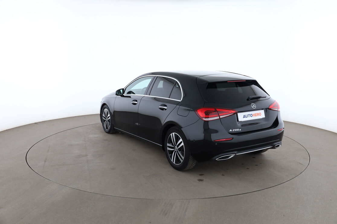 Mercedes-Benz Classe A 200 d Progressive Line 8G-DCT — photo 3