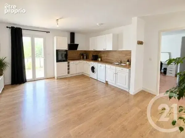 Maison 3 pièces 175 m²