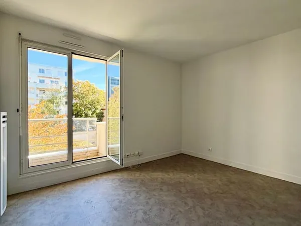 Studio 1 pièce 18 m²