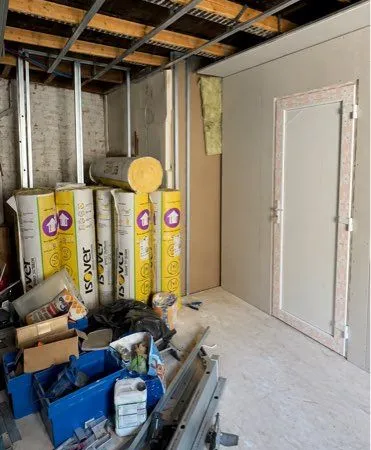 Studio de 23 m² à rénover - Hyper centre de Saint-Jean-d'Angély - Idéal investisseur