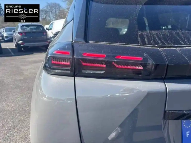 Peugeot 2008 electrique 54 kwh 156 ch — photo 17