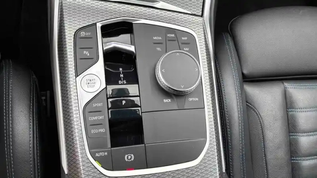 Bmw Serie 3 touring 320d xdrive 190 ch bva8 — photo 18