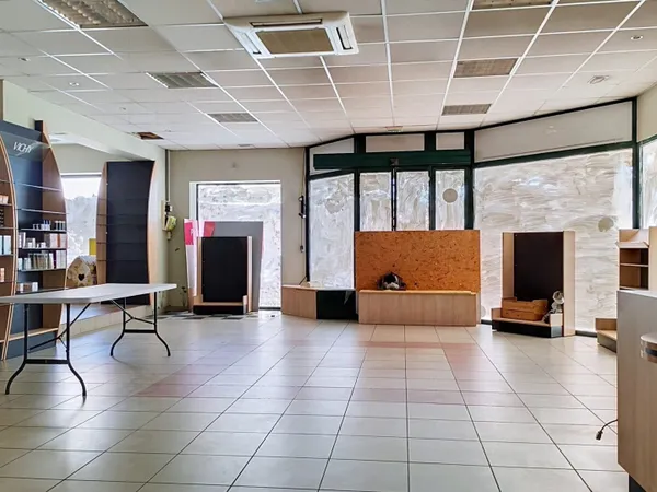 Immobilier Professionnel à vendre Le Boulou