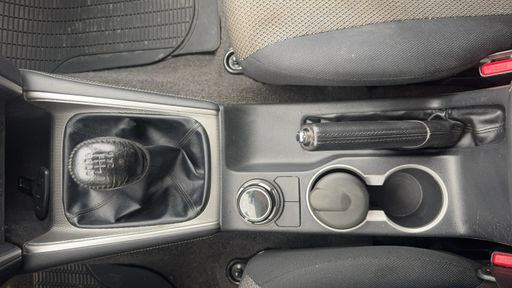 Mitsubishi L200 Club cab 2.2 DI-D 150 4WD - Intense – 2022 – 79119 km – Diesel – Boîte Manuelle — photo 30