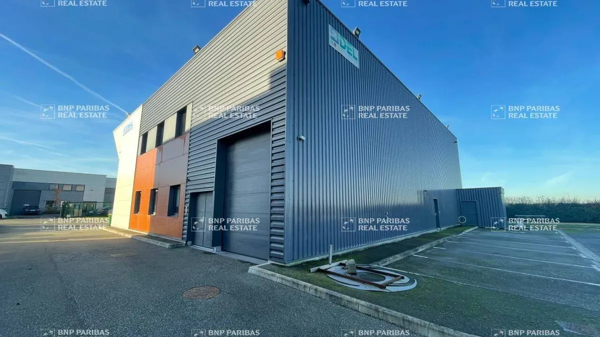 Photo 1