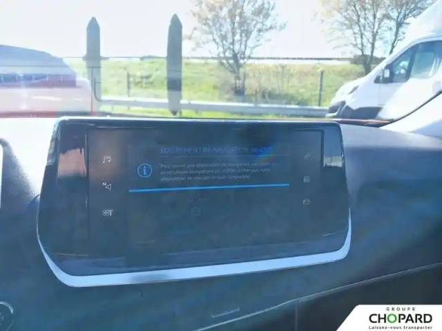 Peugeot 2008 puretech 100 s&amp;s bvm6 — photo 14