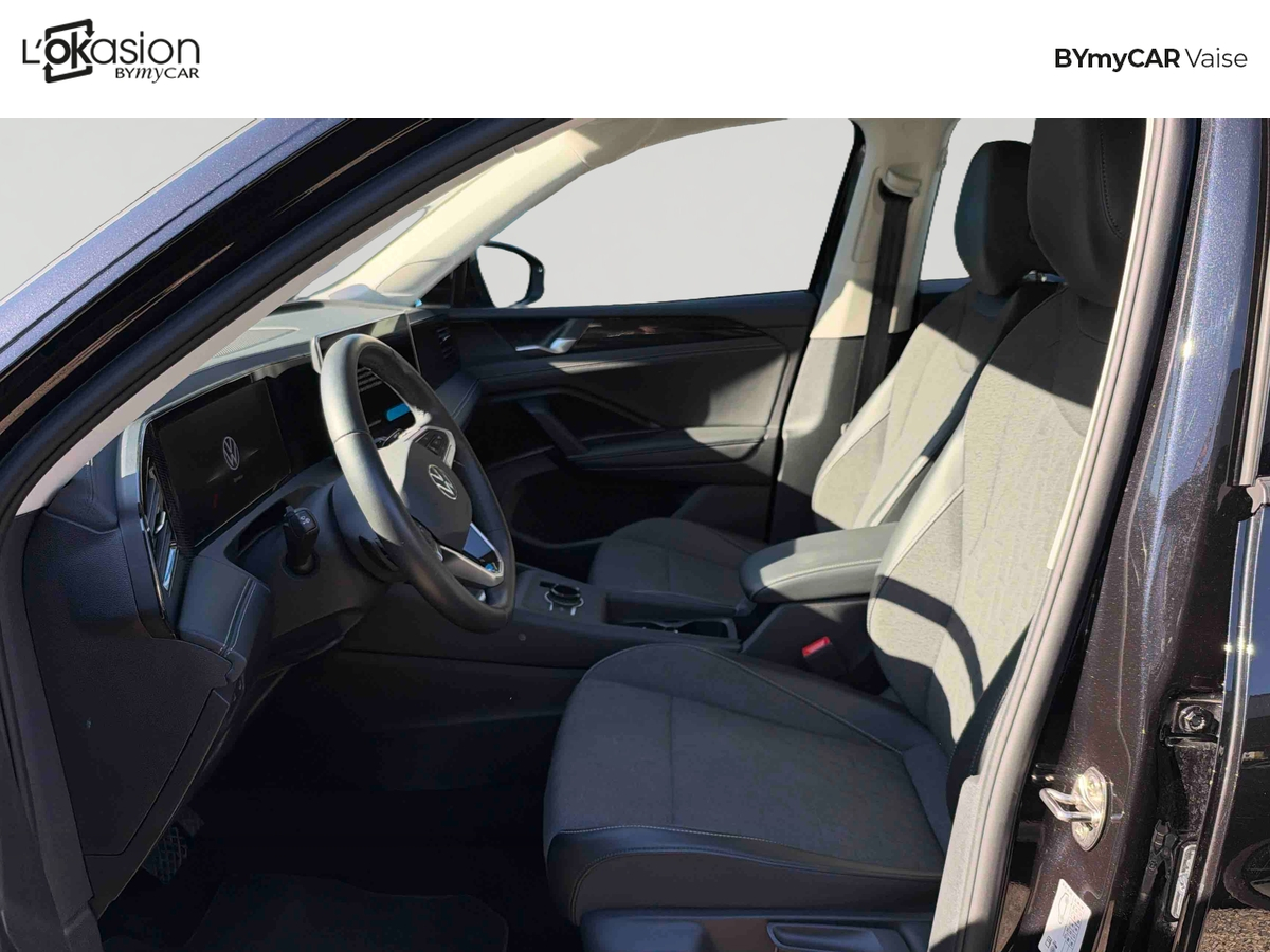 Volkswagen Tiguan 1.5 eHybrid 204ch DSG6 — photo 11