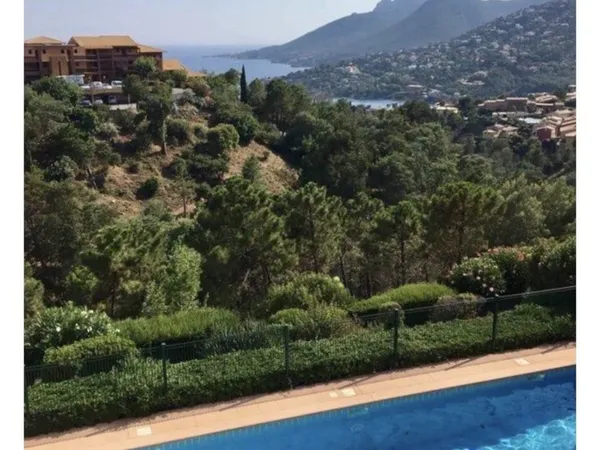 Appartement vue mer et calanques Estérel